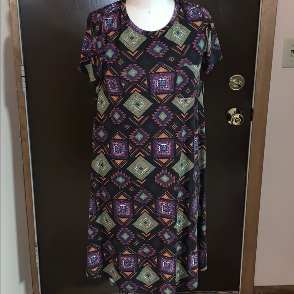 NWT PATTERNED LULAROE DRESS